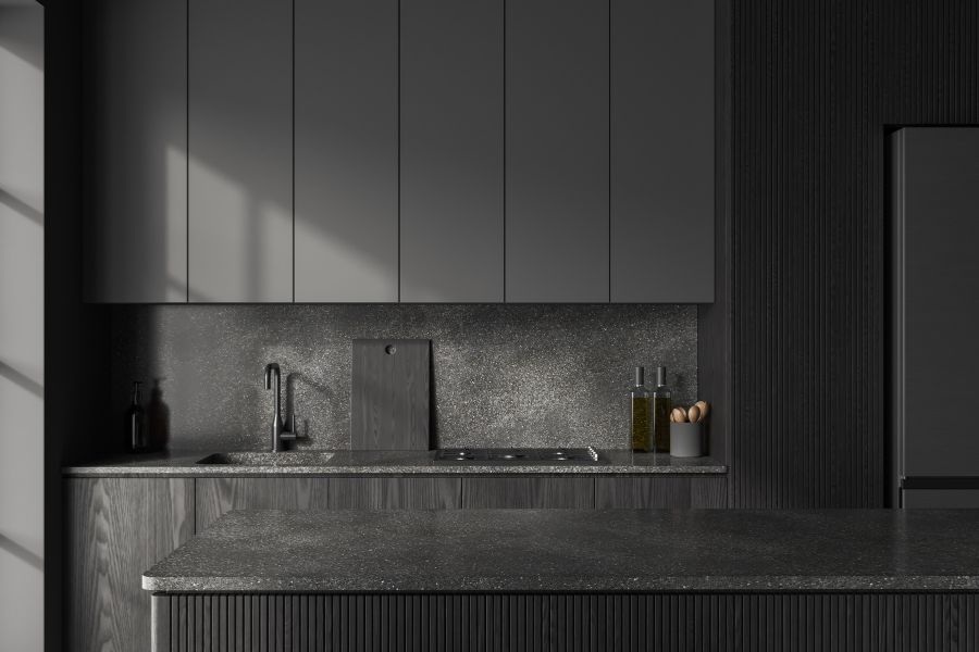 Zobacz, jak prezentuje się blat kuchenny z kamienia w praktycznej kuchni Blat kuchenny z kamienia w nowoczesnej aranżacji